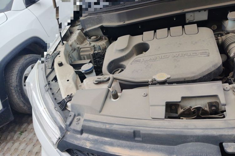 Used Land X2 2017 1.6L Manual Platinum Edition Engine Bay Right