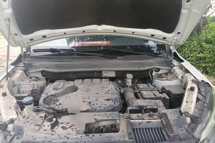 Used Land X2 2017 1.6L Manual Sharp Edition Engine Bay