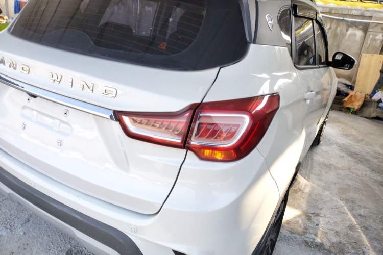 Used Land X2 2017 1.6L Manual Sharp Edition Exterior 1