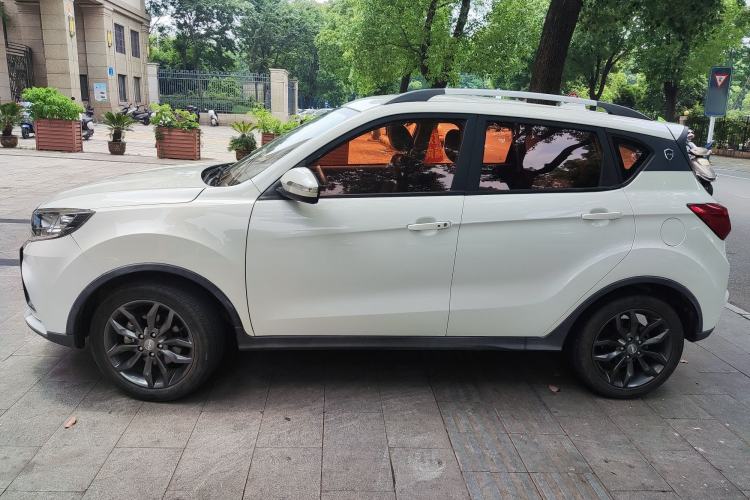 Used Land X2 2017 1.6L Automatic Elite Edition Exterior 5