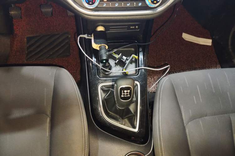 Used Land X2 2017 1.6L Manual Jingrui Edition Gear Lever