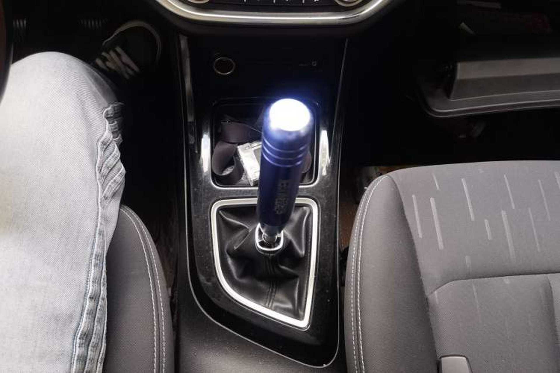 Used Land X2 2017 1.6L Manual Jingrui Edition Gear Lever