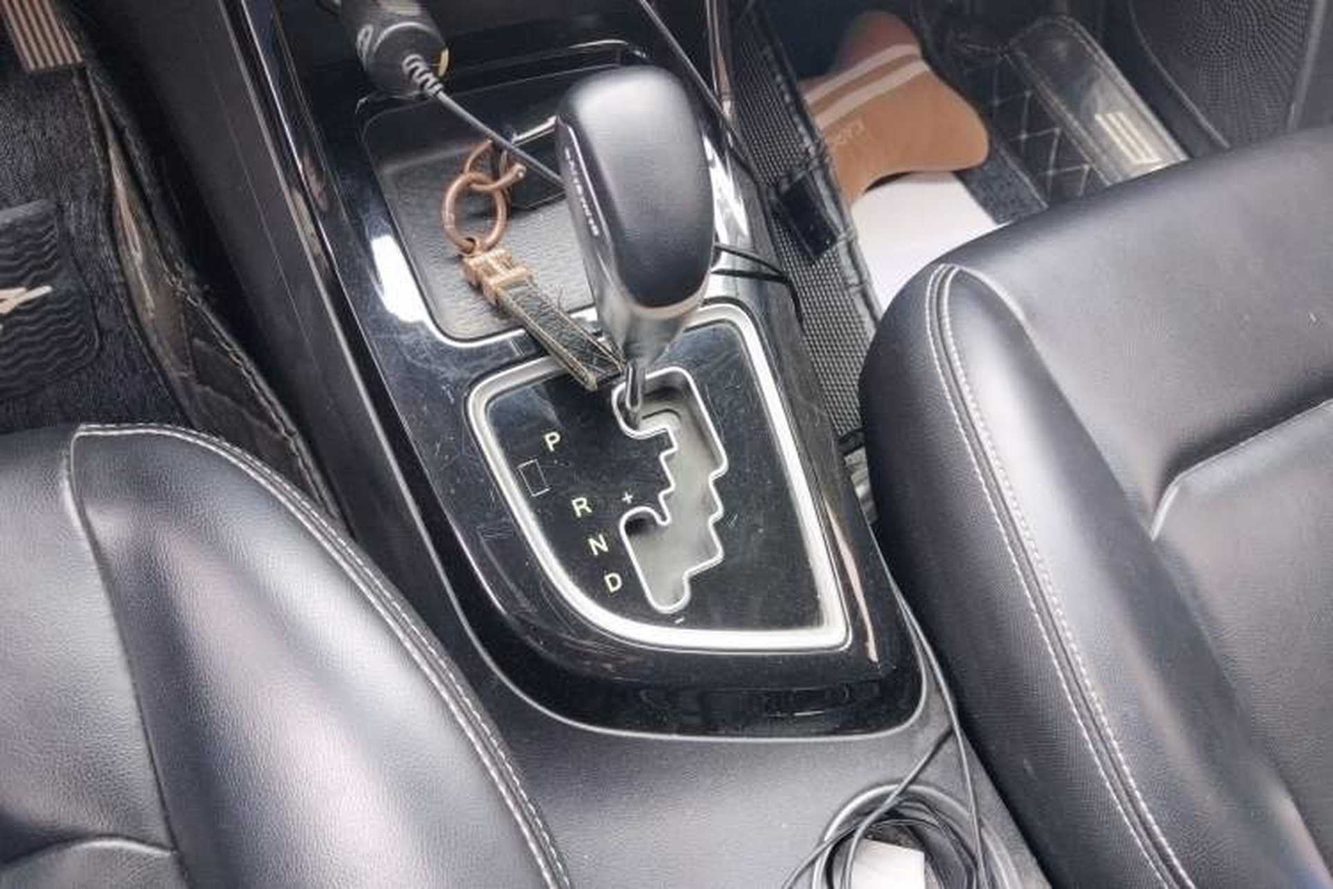 Used Land X2 2017 1.6L Automatic Sharp Edition Gear Lever