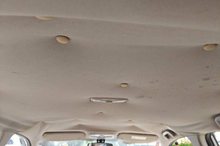 Used Land X2 2017 1.6L Automatic Platinum Edition Headliner