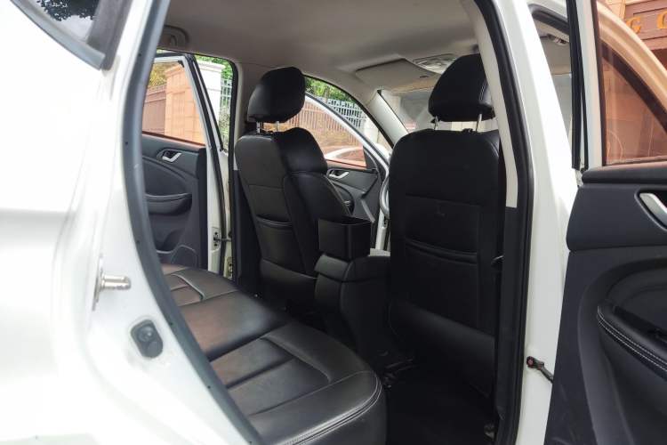 Used Land X2 2017 1.6L Automatic Elite Edition Headliner