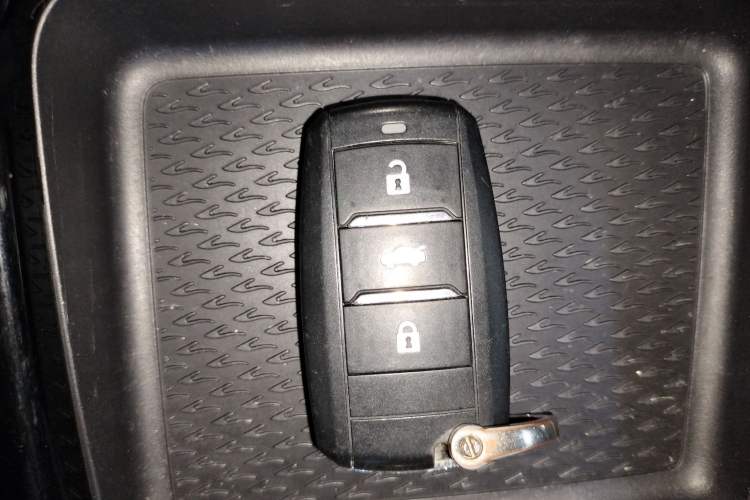 Used Land X2 2017 1.6L Manual Sharp Edition Interior 1