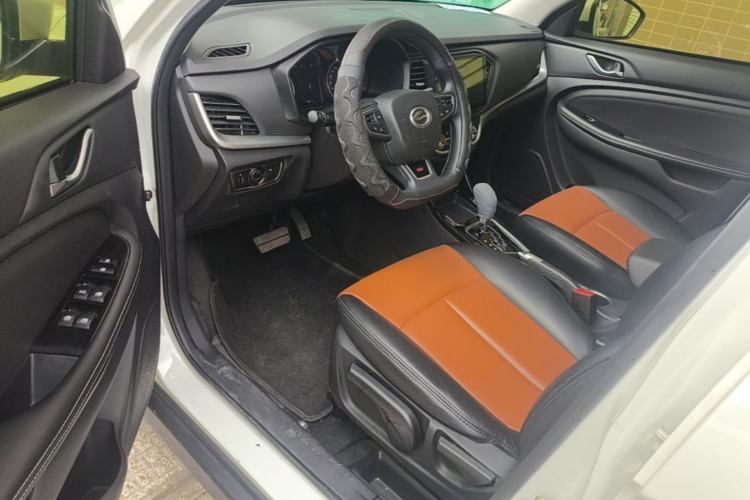 Used Land X2 2017 1.6L Automatic Jingrui Edition Interior 2