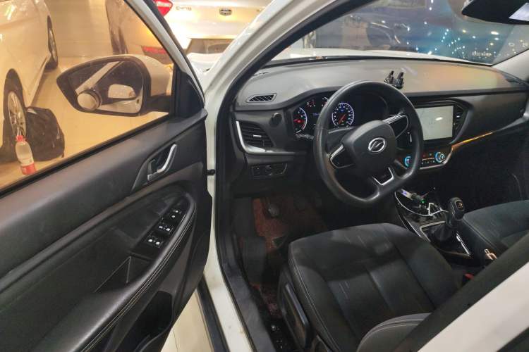 Used Land X2 2017 1.6L Manual Jingrui Edition Interior 3