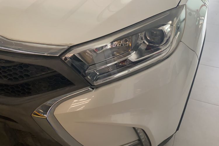 Used Land X2 2017 1.6L Automatic Sharp Edition Left Front Headlight