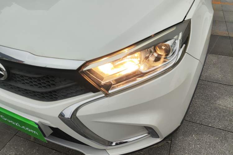 Used Land X2 2017 1.6L Automatic Jingrui Edition Left Front Headlight