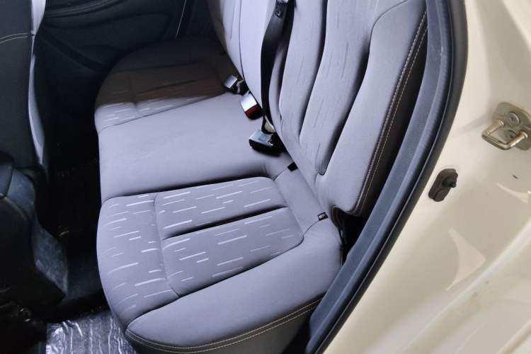 Used Land X2 2017 1.6L Manual Jingrui Edition Left Rear Seat