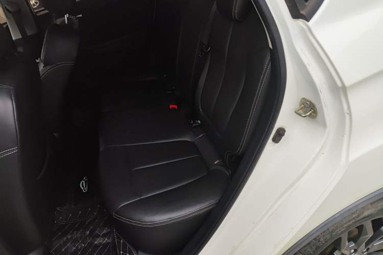 Used Land X2 2017 1.6L Automatic Jingrui Edition Left Rear Seat
