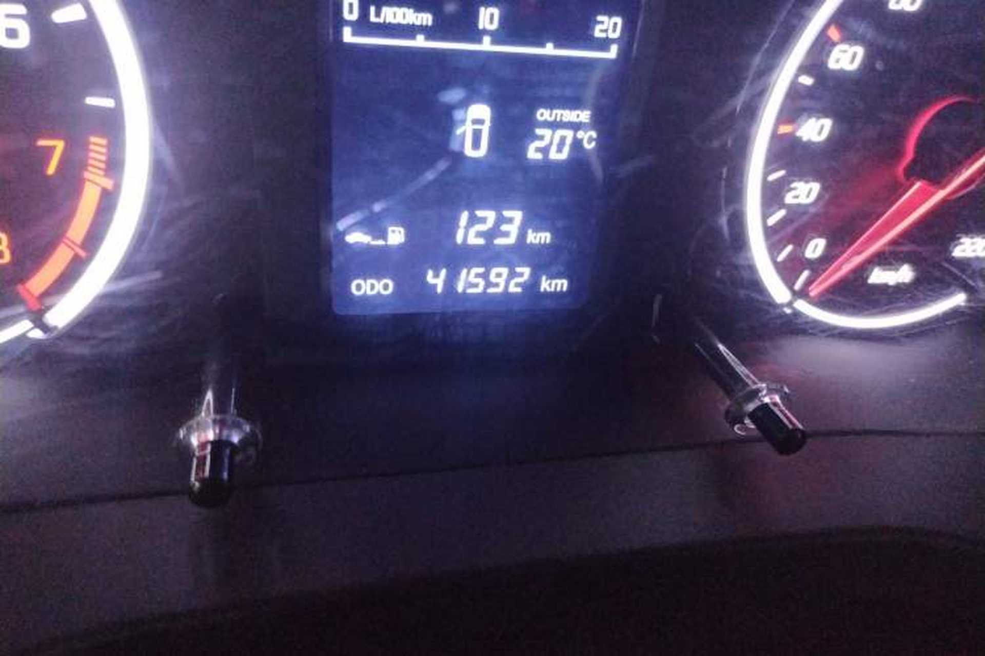 Used Land X2 2017 1.6L Manual Sharp Edition Odometer Close Up