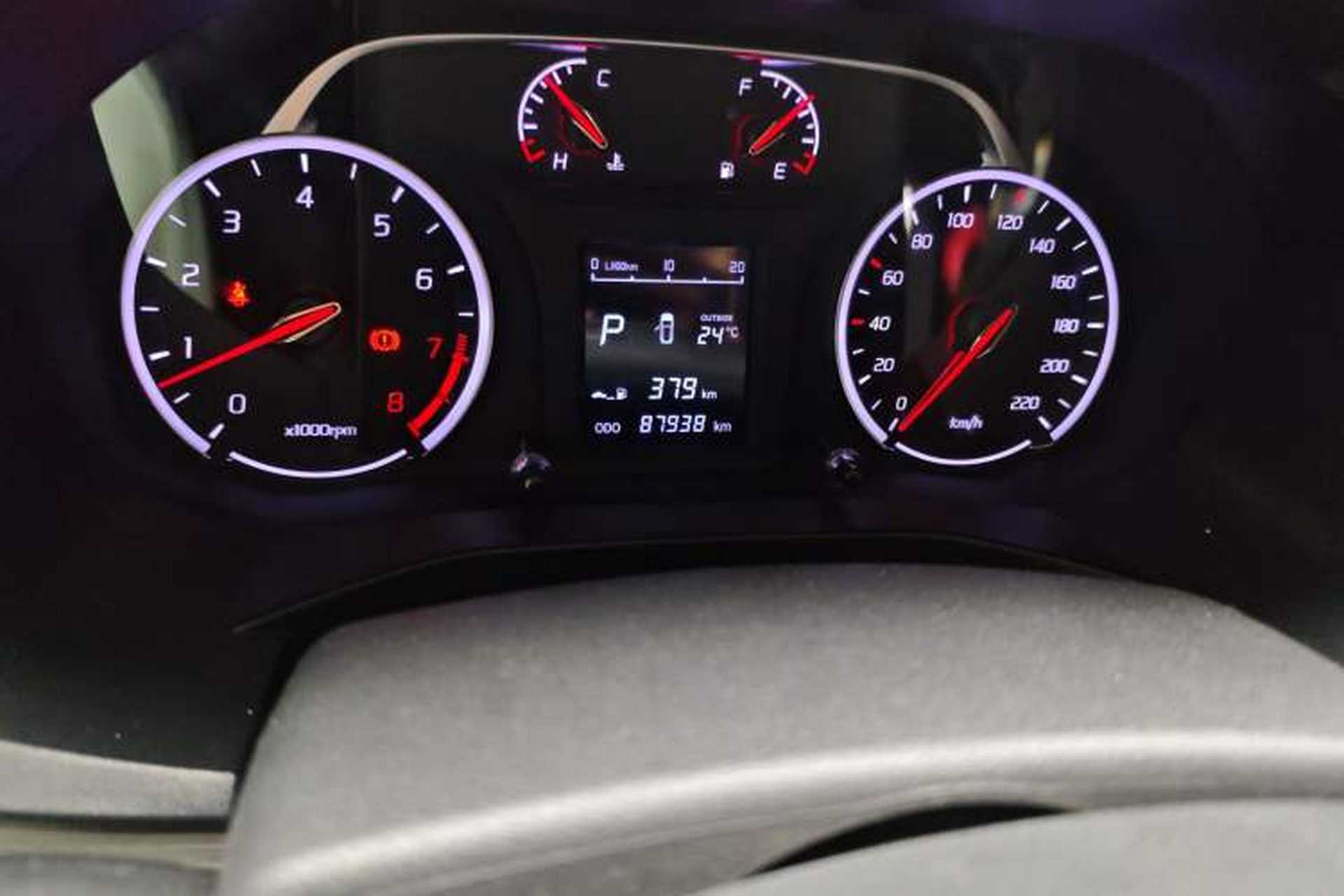 Used Land X2 2017 1.6L Automatic Sharp Edition Odometer Close Up