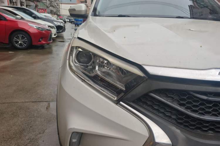 Used Land X2 2017 1.6L Automatic Jingrui Edition Right Front Headlight