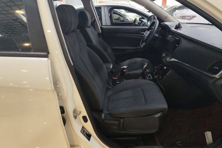Used Land X2 2017 1.6L Manual Jingrui Edition Right Front Seat