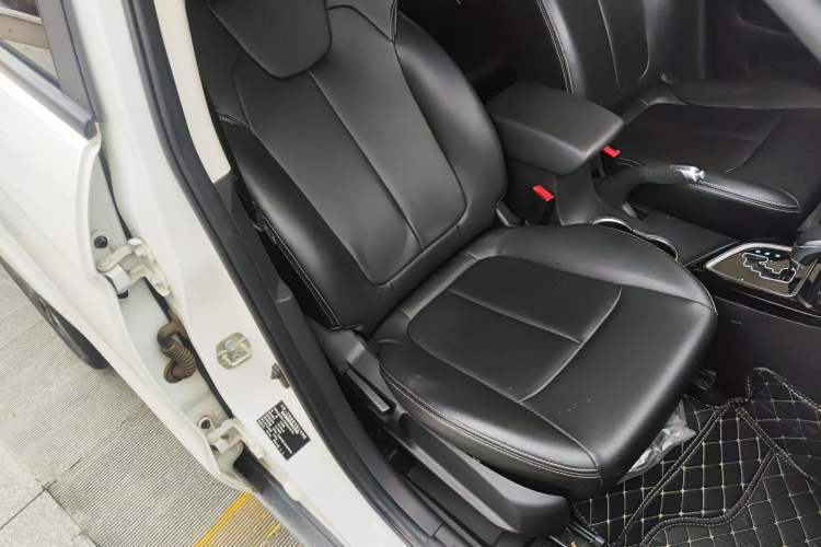 Used Land X2 2017 1.6L Automatic Jingrui Edition Right Front Seat