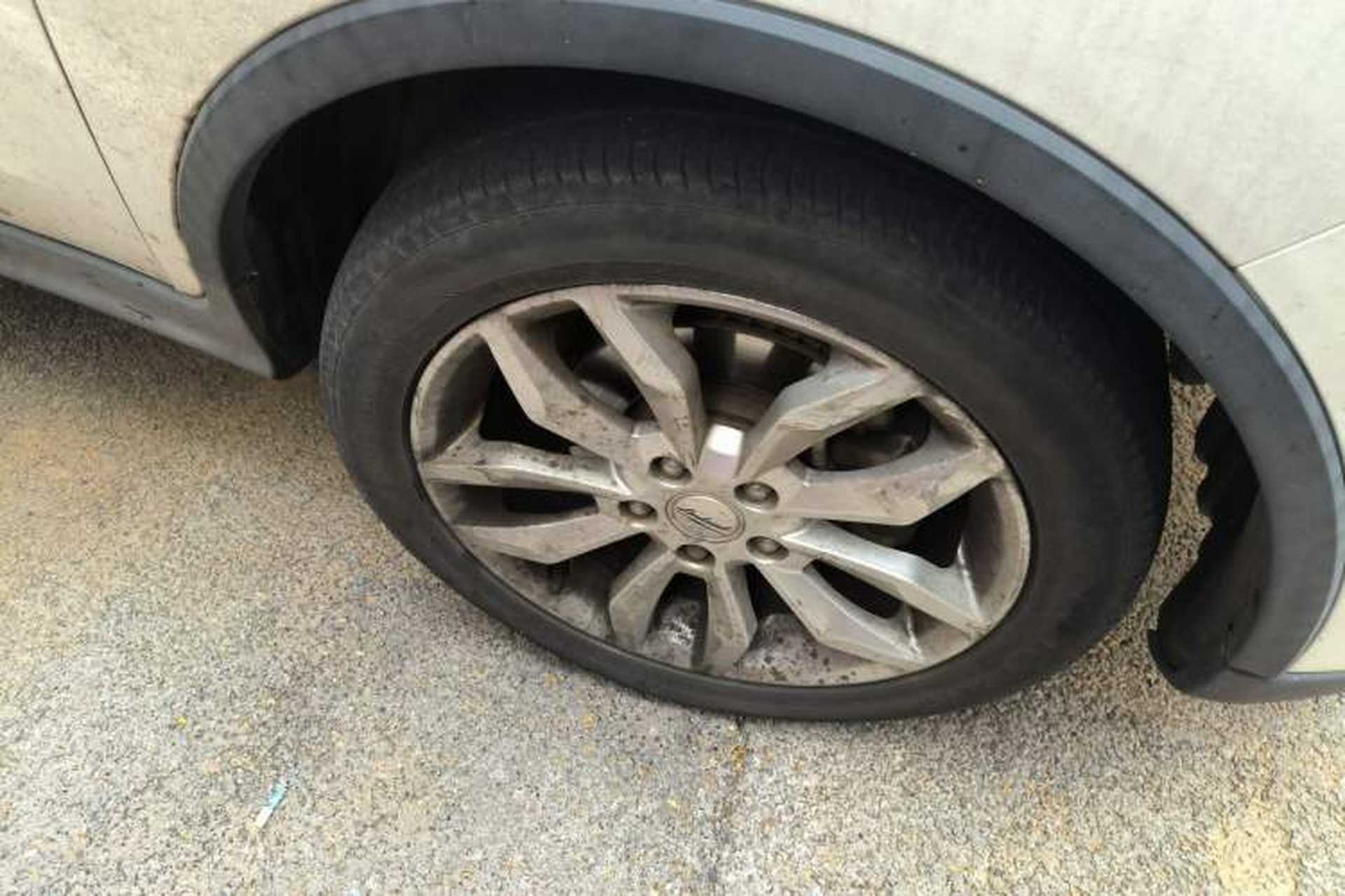 Used Land X2 2017 1.6L Automatic Platinum Edition Right Front Wheel Hub