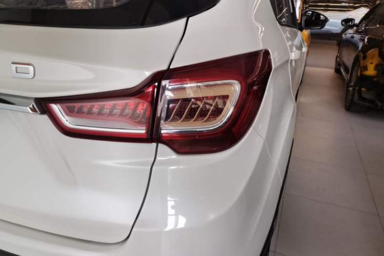 Used Land X2 2017 1.6L Automatic Sharp Edition Right Rear Taillight