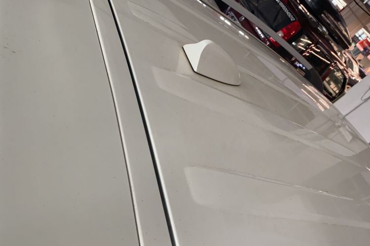 Used Land X2 2017 1.6L Automatic Sharp Edition Roof