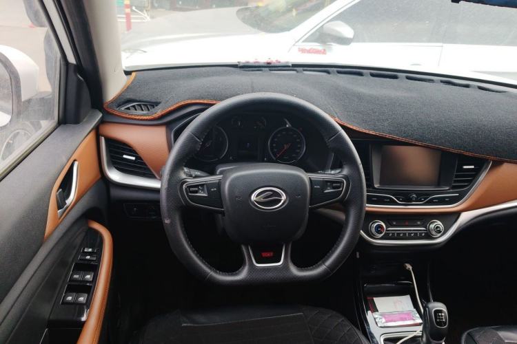 Used Land X2 2017 1.6L Manual Platinum Edition Steering Wheel
