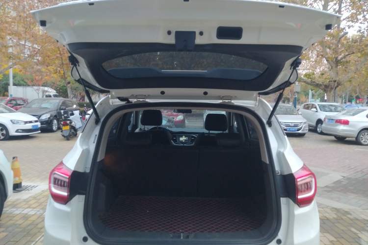 Used Land X2 2017 1.6L Manual Sharp Edition Trunk