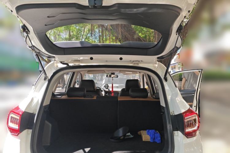 Used Land X2 2017 1.6L Automatic Platinum Edition Trunk