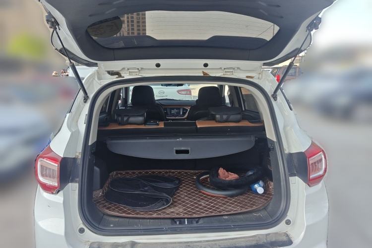 Used Land X2 2017 1.6L Manual Platinum Edition Trunk