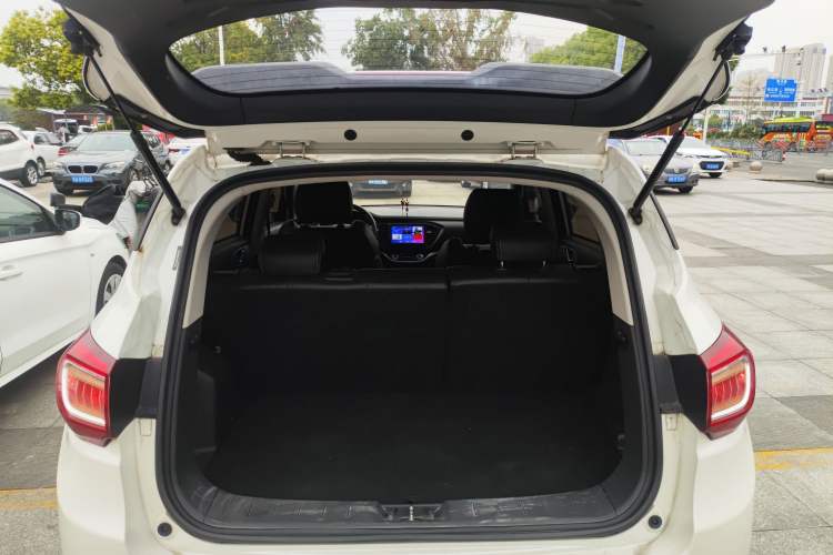 Used Land X2 2017 1.6L Automatic Jingrui Edition Trunk