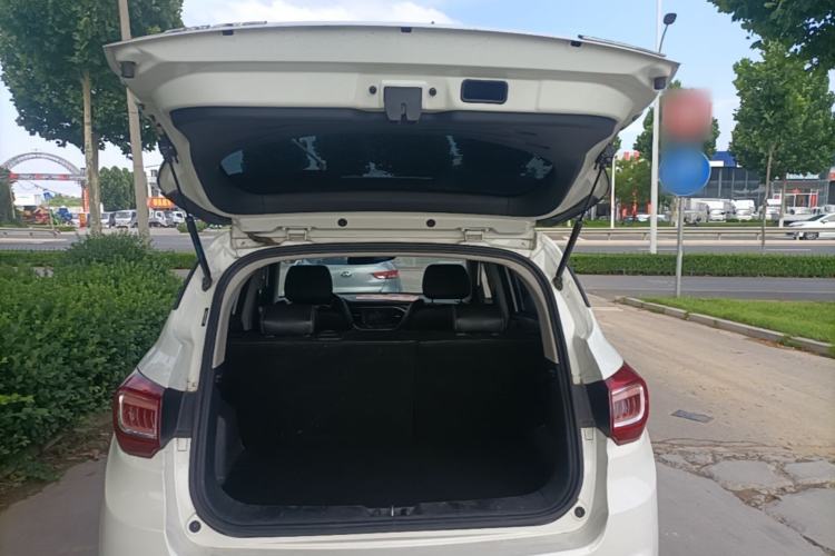 Used Land X2 2017 1.6L Manual Sharp Edition Trunk