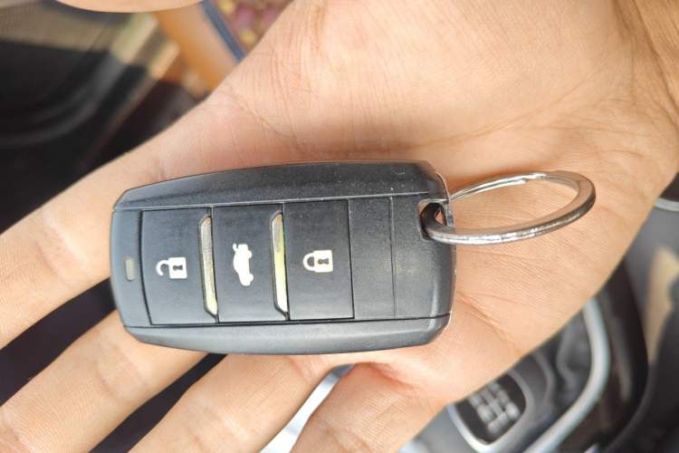 Used Land X2 2017 1.6L Manual Sharp Edition Vehicle Key