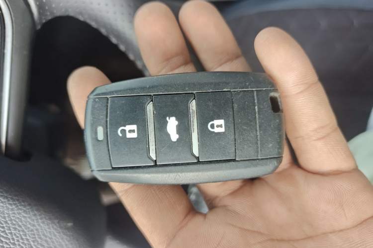 Used Land X2 2017 1.6L Manual Platinum Edition Vehicle Key