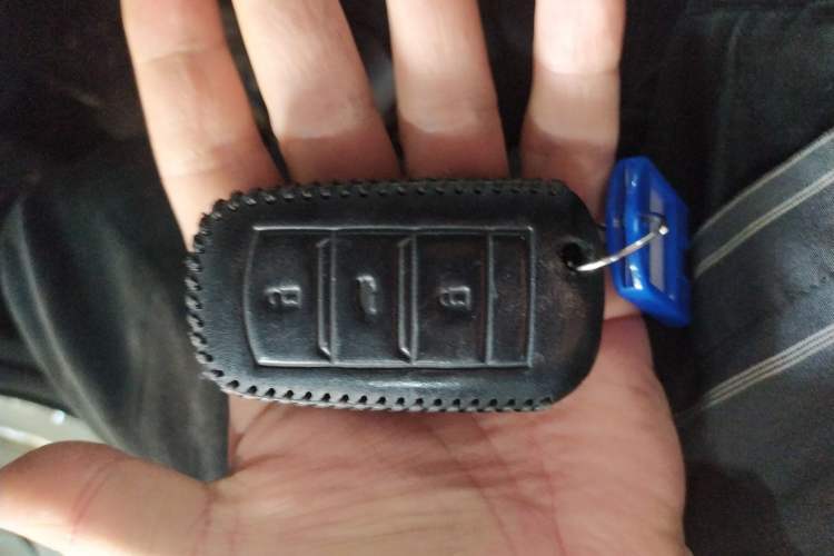 Used Land X2 2017 1.6L Manual Sharp Edition Vehicle Key