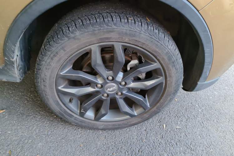 Used Land X2 2017 1.6L Manual Sharp Edition Right Front Wheel Hub