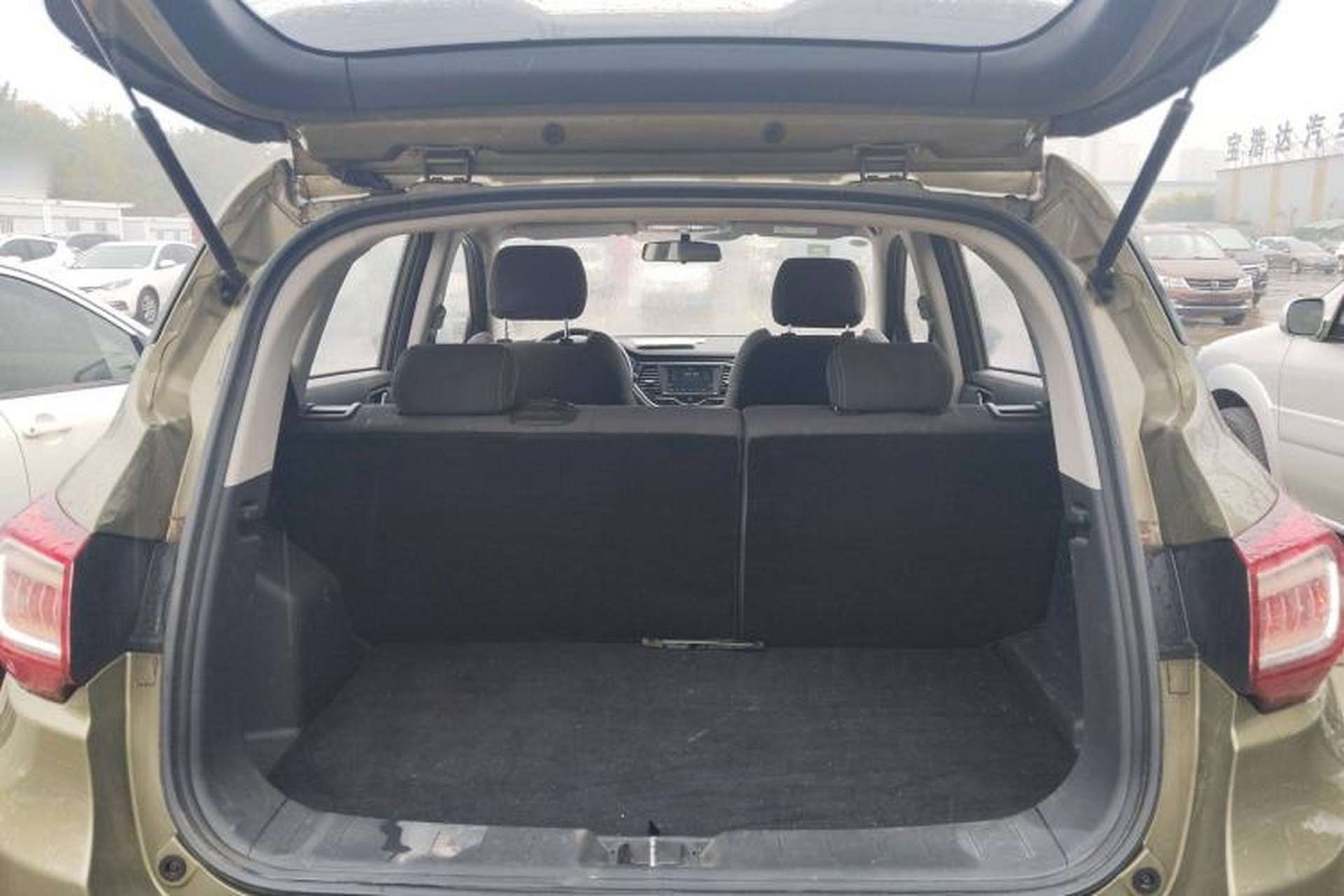 Used Land X2 2017 1.6L Manual Jingrui Edition Trunk