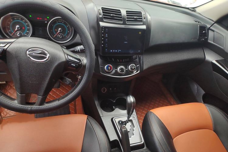 Used Land X5 2015 1.5T CVT Enjoyment Edition Interior 3