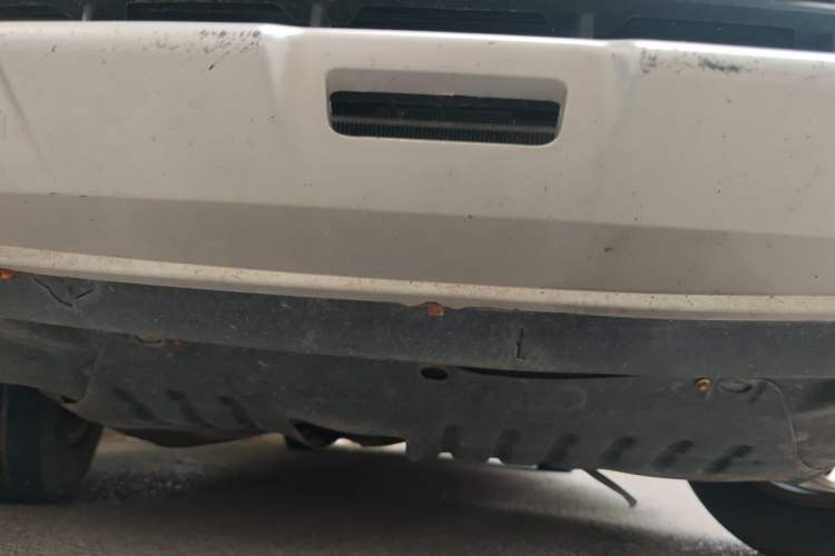 Used Land X5 2013 2.0T Manual Chuanling Edition Chassis Front