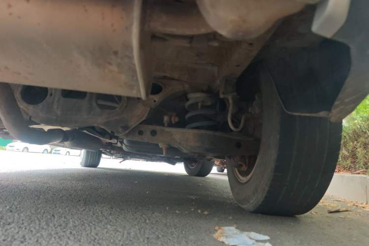 Used Land X5 2013 2.0T Manual Chuanling Edition Chassis Rear Right