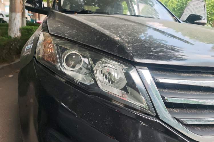 Used Land X5 2013 2.0T Manual Chuanling Edition Right Front Headlight