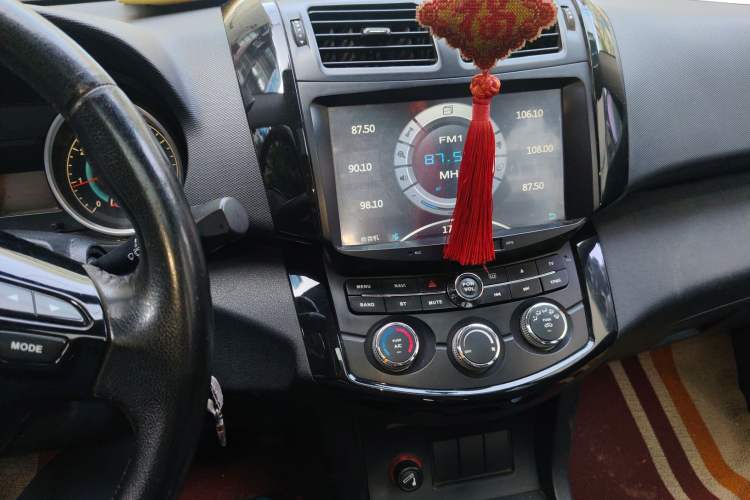 Used Land X5 2013 2.0T Manual Chuanling Edition Audio And AC Panel