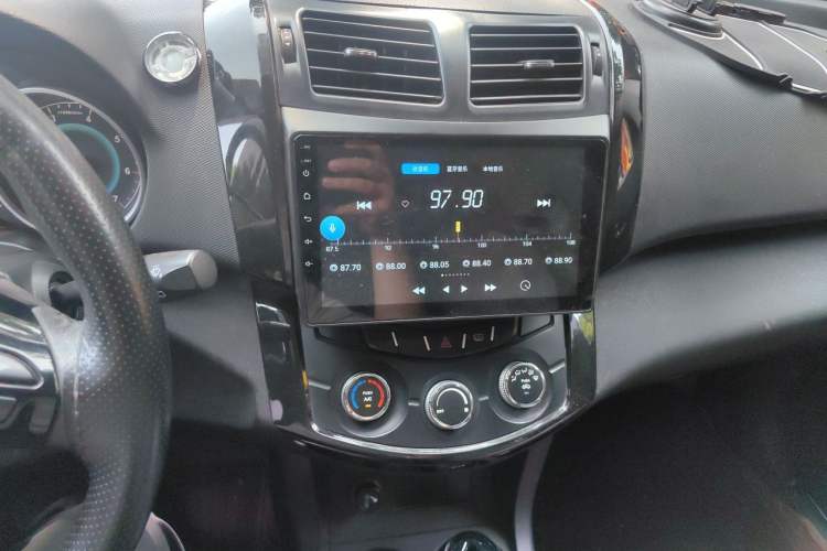 Used Land X5 2013 2.0T Manual Chuanling Edition Audio And AC Panel