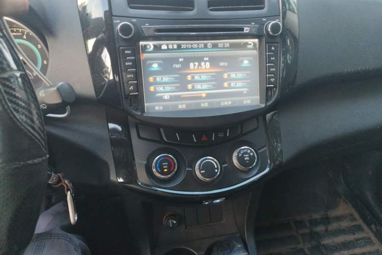 Used Land X5 2013 2.0T Manual Chuanling Edition Audio And AC Panel