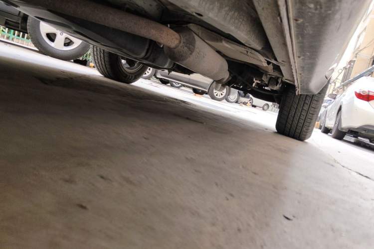 Used Land X5 2013 2.0T Manual Chuanling Edition Chassis Front Left