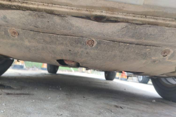 Used Land X5 2013 2.0T Manual Chuanling Edition Chassis Front