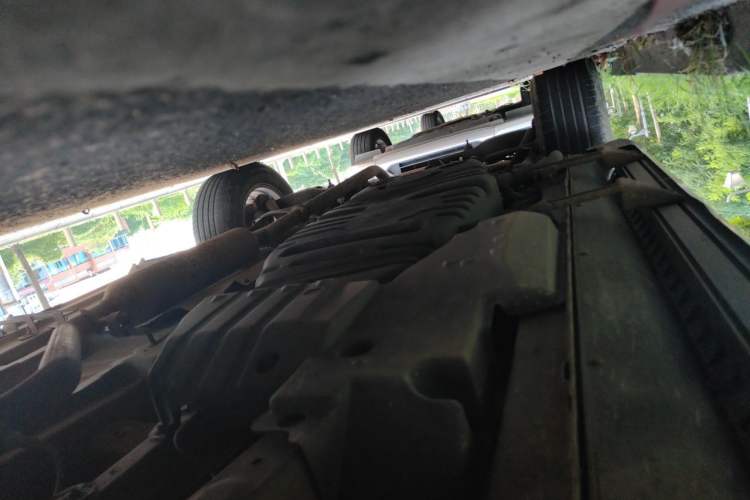 Used Land X5 2013 2.0T Manual Chuanling Edition Chassis Front Right