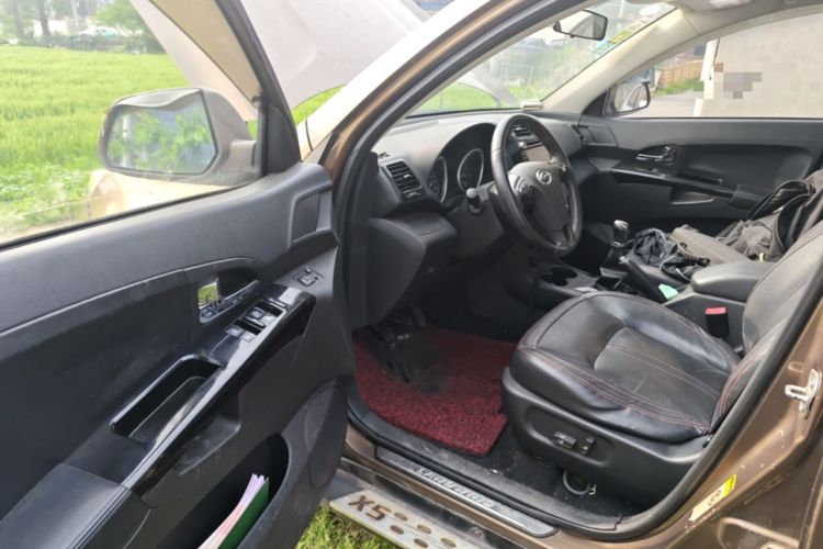 Used Land X5 2013 2.0T Manual Chuanling Edition Driver Seat