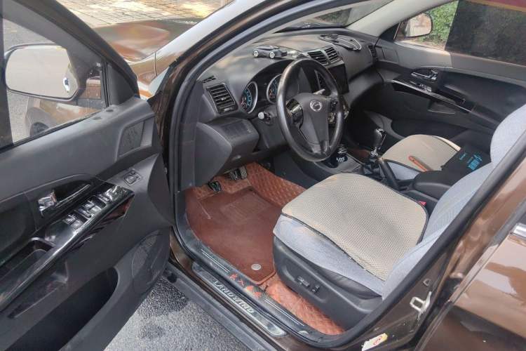 Used Land X5 2013 2.0T Manual Chuanling Edition Driver Seat