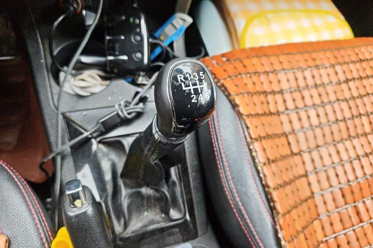 Used Land X5 2013 2.0T Manual Enjoyment Edition Gear Lever