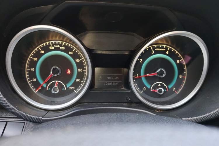 Used Land X5 2013 2.0T Manual Chuanling Edition Instrument Cluster