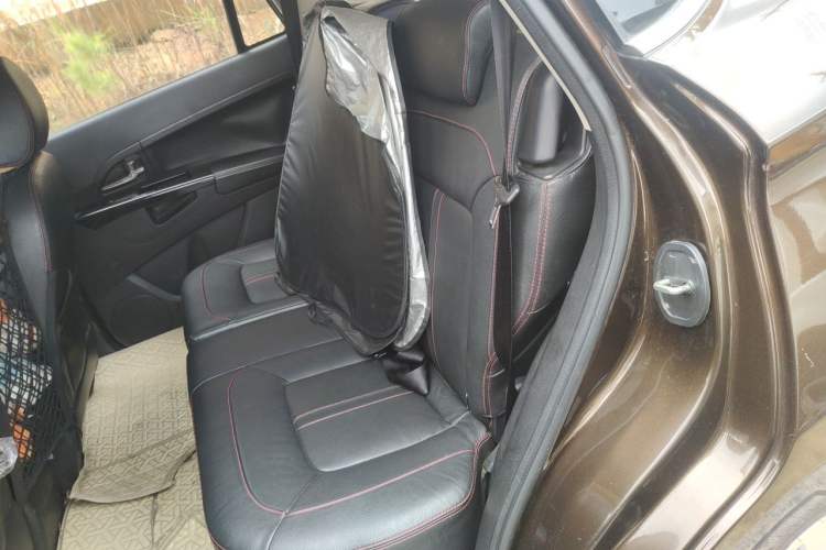 Used Land X5 2013 2.0T Manual Chuanling Edition Left Rear Seat